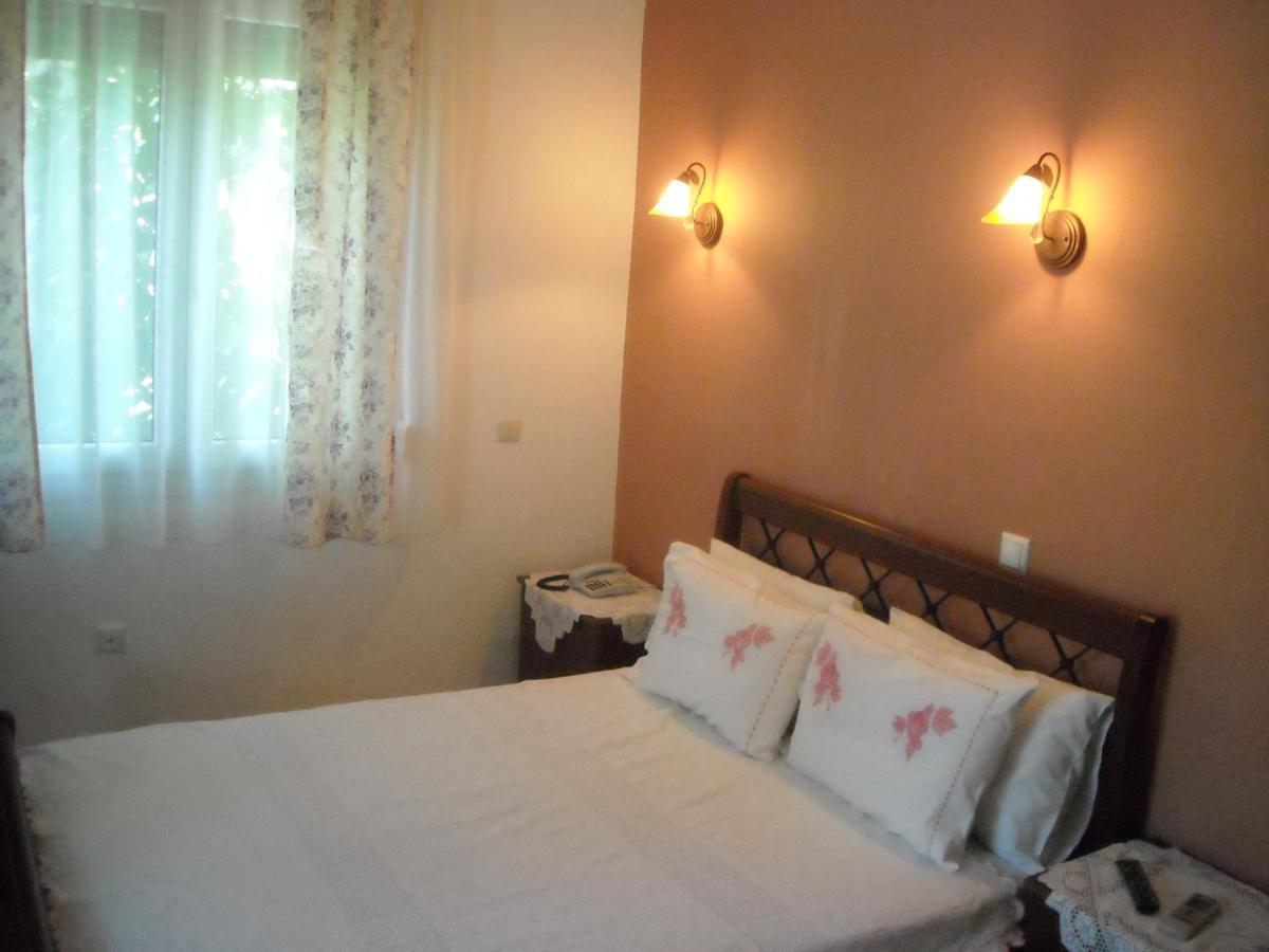 Kristal Hotel Прінос Екстер'єр фото