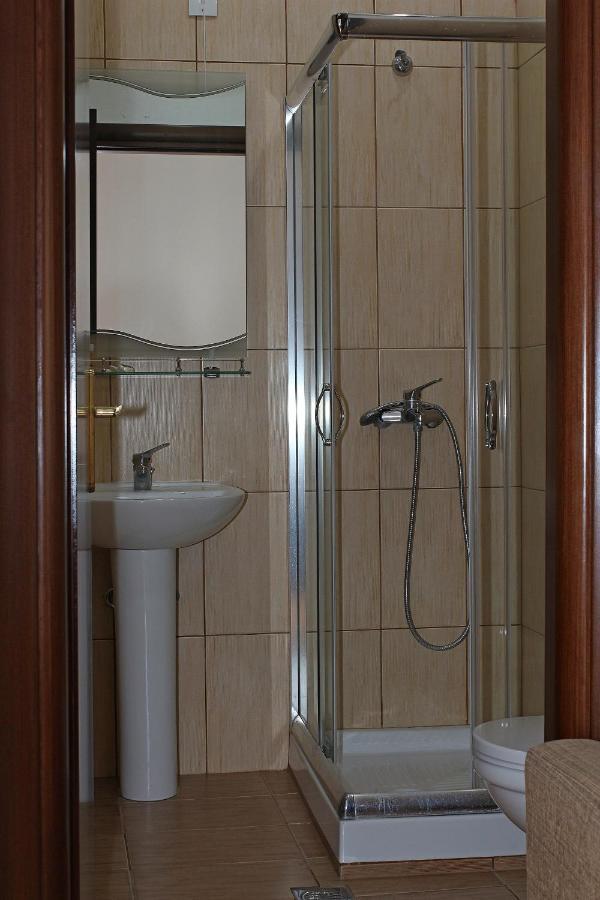 Kristal Hotel Прінос Екстер'єр фото