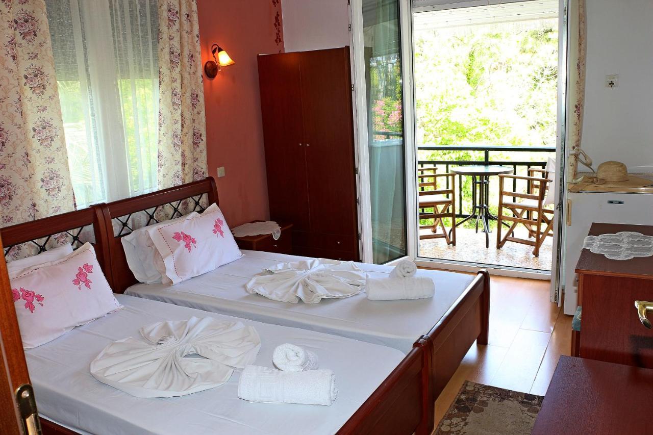 Kristal Hotel Прінос Екстер'єр фото