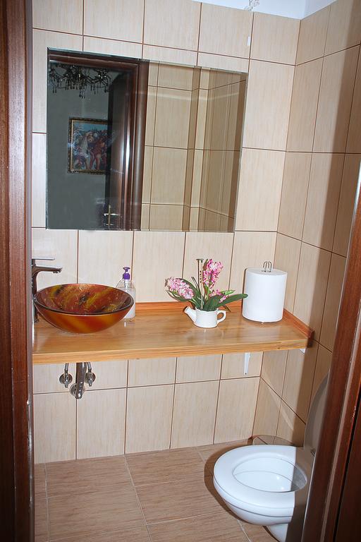 Kristal Hotel Прінос Екстер'єр фото