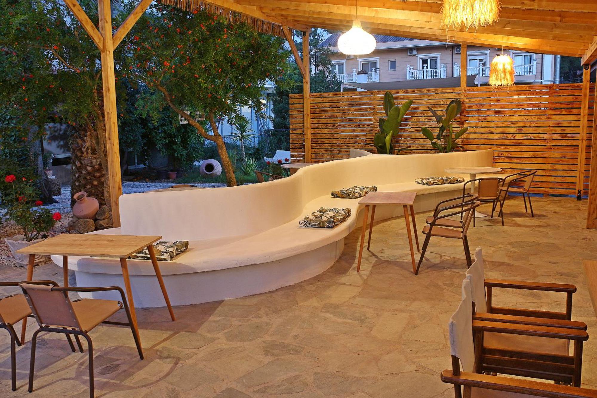 Kristal Hotel Прінос Екстер'єр фото